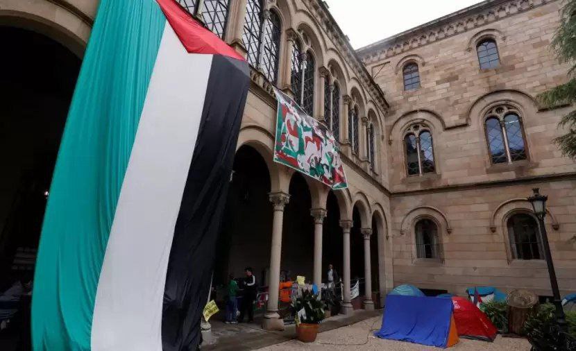 برشلونة تقطع علاقاتها مع حكومة الاحتلال وتعلّق اتفاق التوأمة مع "تل أبيب"