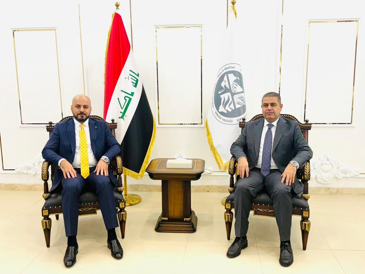 التقى النائب الأول لمحافظ كركوك الدكتور ياوز حميد المهندس زاكروس جان ولي مدير مجاري كركوك . وجرى خلال اللقاء بحث جهود ادارة وعملها بروح الفريق الحكومي الواحد لتأمين متطلبات مواطني كركوك وخدمتهم .