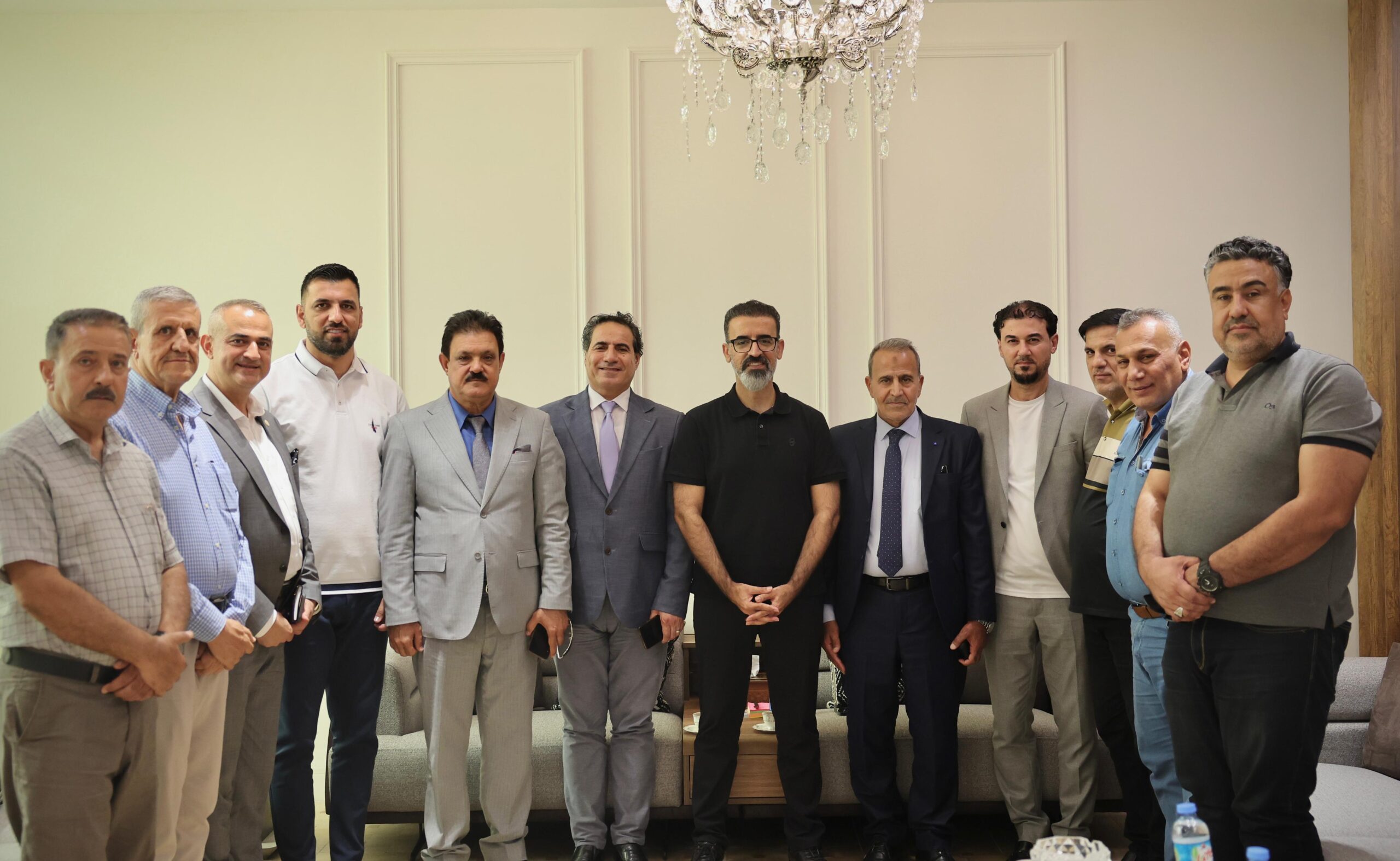 محافظ كركوك يستقبل لجنة إختبار الكفاءة المهنية ويشيد بدور نقابة الصحفيين العراقيين في دعم الأسرة الصحفية كركوك.