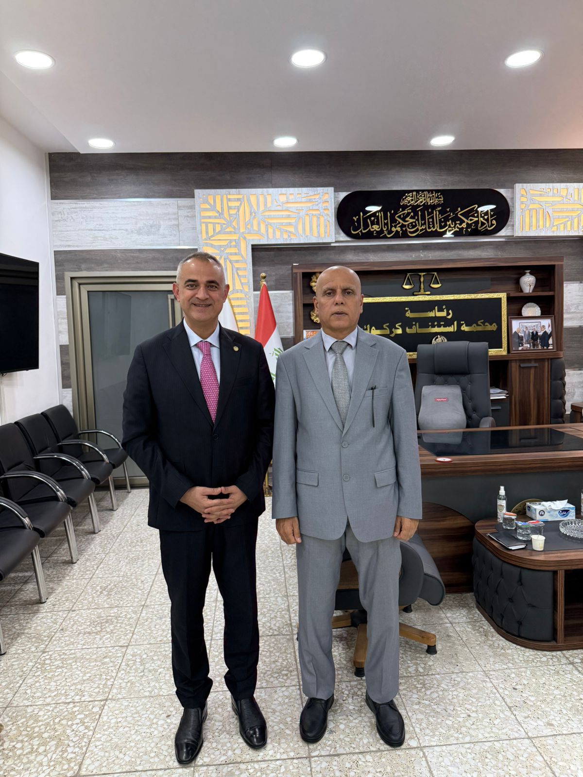 رئيس محكمة استئناف كركوك يلتقي رئيس فرع كركوك لنقابة الصحفيين العراقيين .