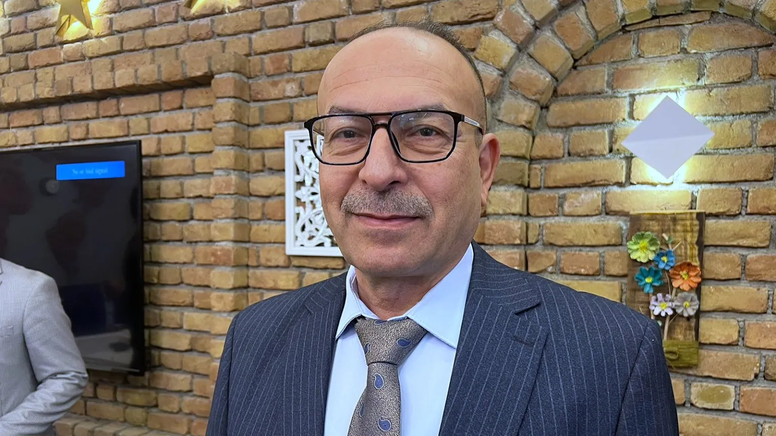 المفوضية: الاستبعادات مستمرة إلى ما بعد الانتخابات.. وفوز المرشح لن يمنع إبعاده"580 مستبعداً حتى الآن"