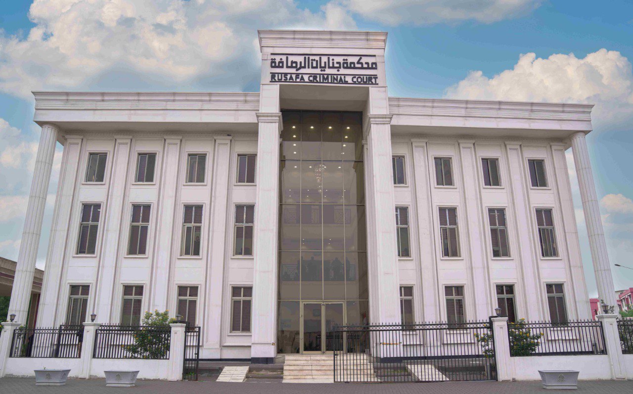 جـــنايــات الرصـافة: الحــبــس الشــديـد بحــق موظف يعمل في مديرية المرور العامة