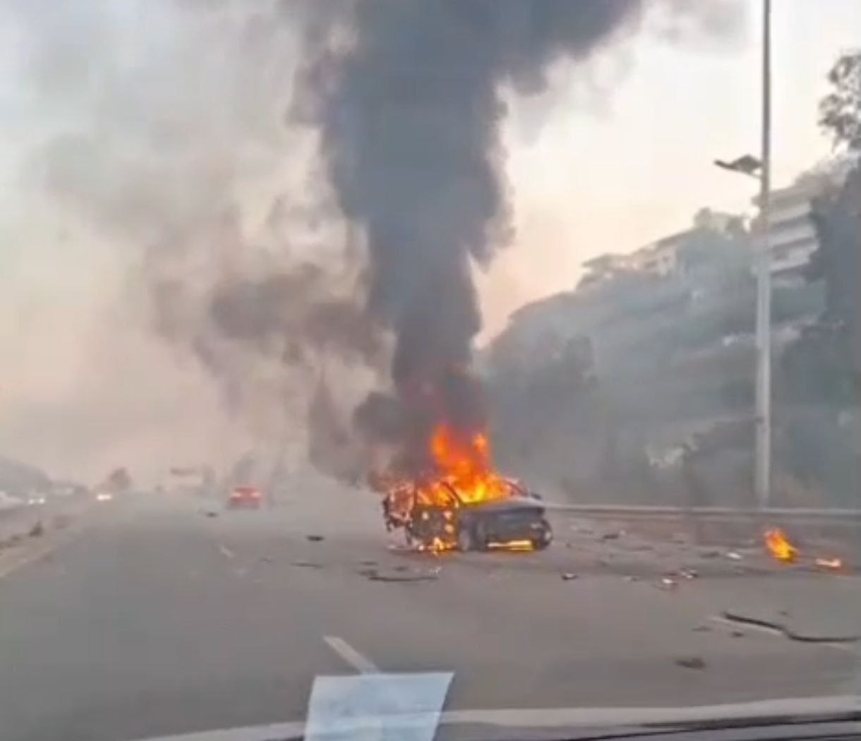 شهيد في استهداف مسيّرة سيارة على طريق عام البيسارية جنوبي لبنان