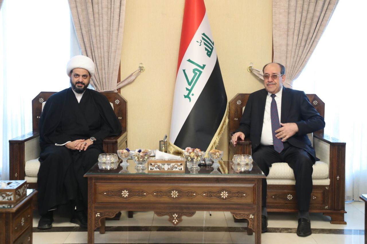 الشيخ الأمين يزور السيد المالكي مهنئا بنجاح العملية السياسية ومؤكدا ضرورة الإسراع بتشكيل الحكومة المقبلة وأكد سماحته خلال اللقاء على ضرورة الإسراع في تشكيل الحكومة والارتقاء بالعملية السياسية بما يحقق الاستقرار ويستجيب لتطلعات الشعب العراقي.