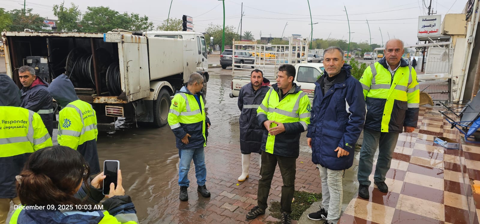 ضمن توجيهات السيد محافظ كركوك ريبوار طه ،ومتابعته ، استنفرت كوادر مديرية مجاري كركوك في قواطع المديرية ومحطات المعالجة في مركز المدينة والاقضية والنواحي مع ملاكاتها الهندسية والفنية بمعية الاليات التخصصية ،وباشراف