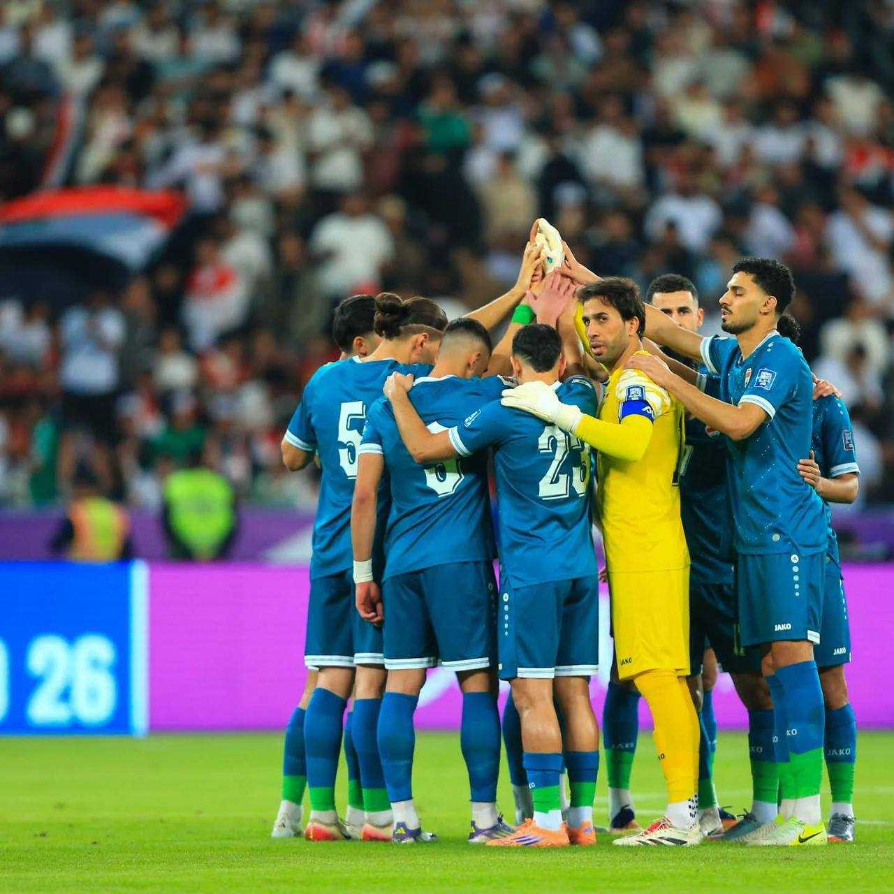 العراق بالزي الأخضر بمواجهة الجزائر في كأس العرب